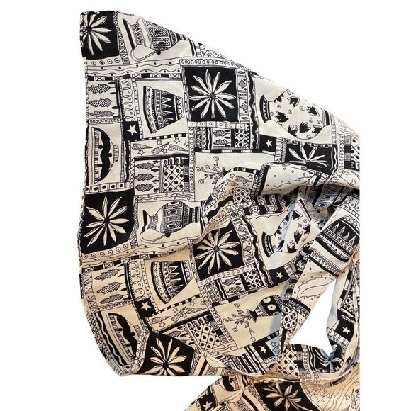 Black White Design Long Decorative Scarf - Picture 2 of 4